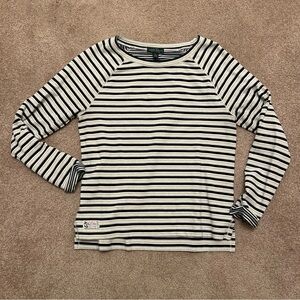 3/15$ 🛍️ Lauren Ralph Lauren Striped Raglan Sleeve Long Sleeve Top